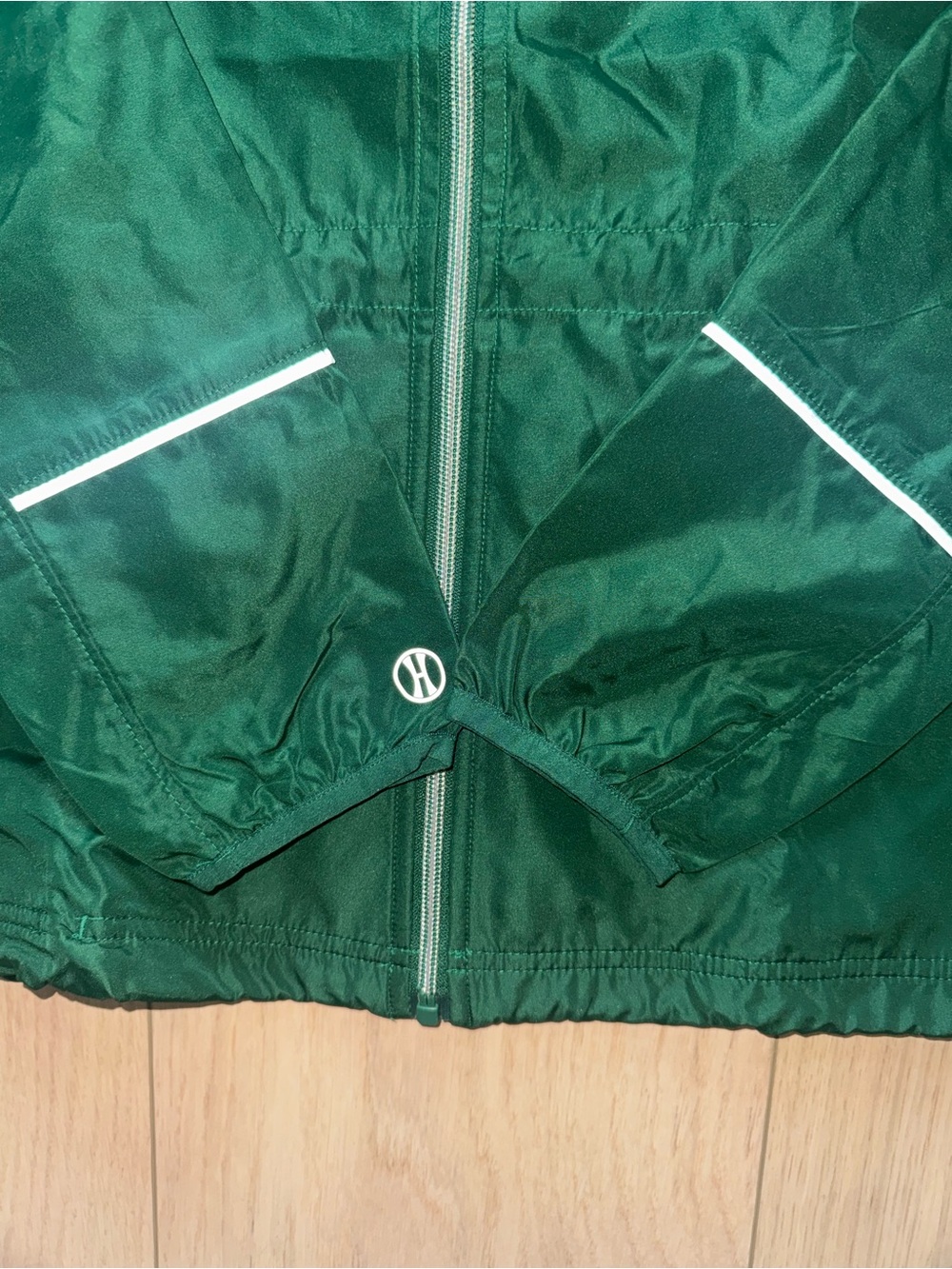 Women’s Holloway Green Hooded Athletic Windbreaker Jacket Size Medium NWOT